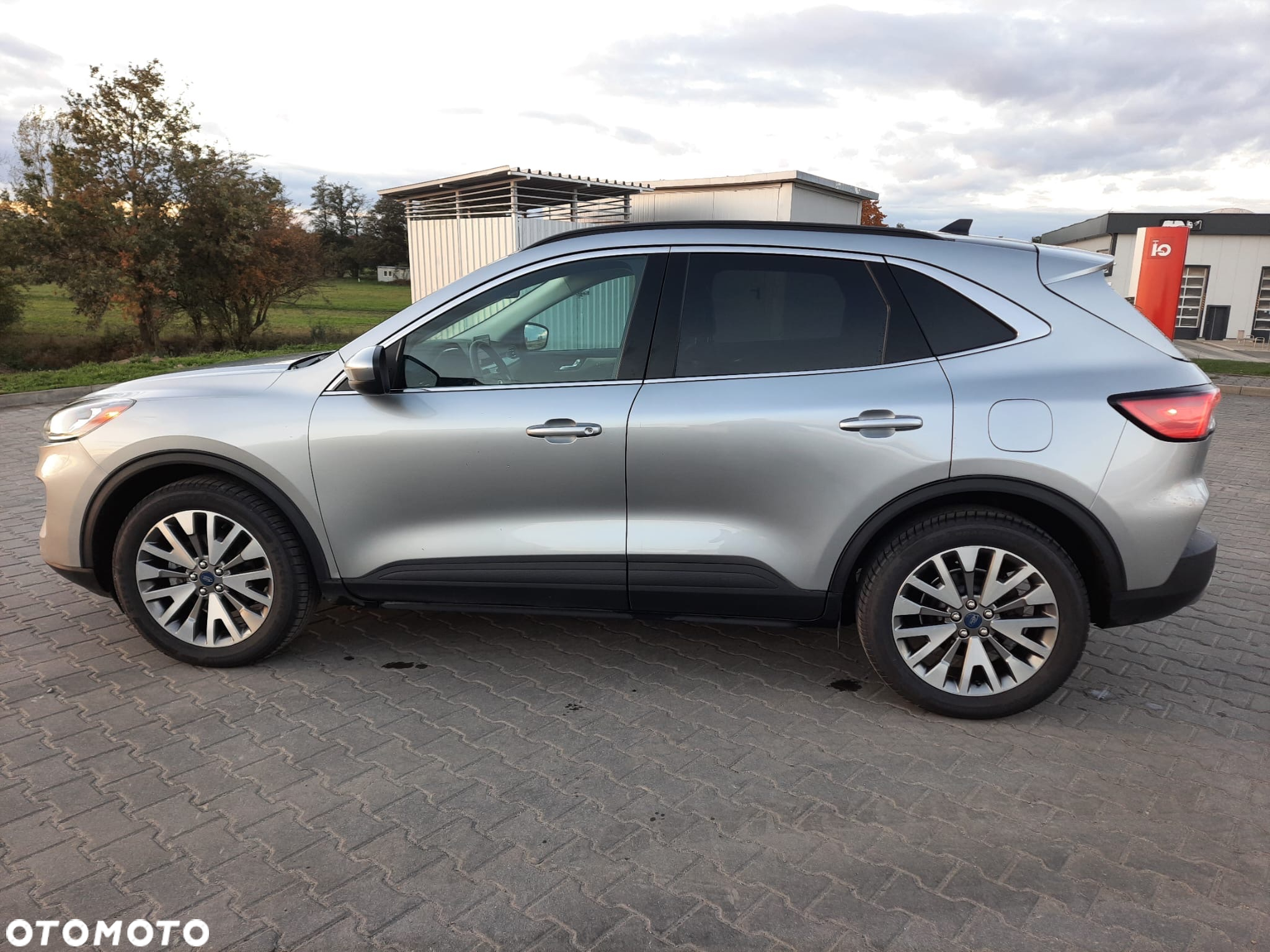 Ford Escape 2.0 EcoBoost AWD Titanium - 4