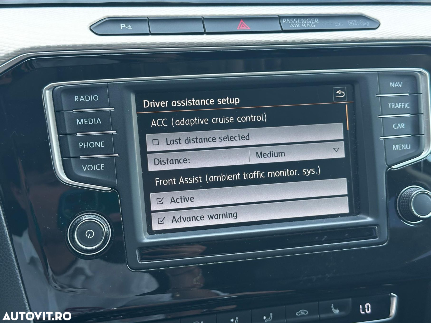 Volkswagen Passat - 18