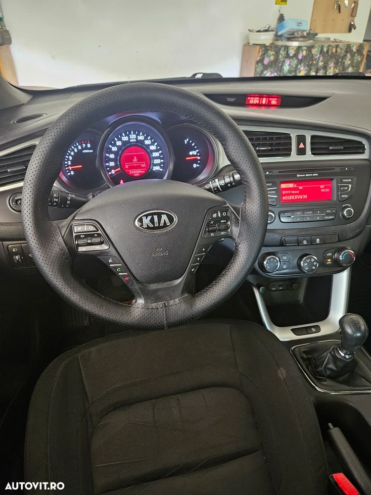 Kia Pro Ceed Cee'd 1.4 GSL CITY - 17