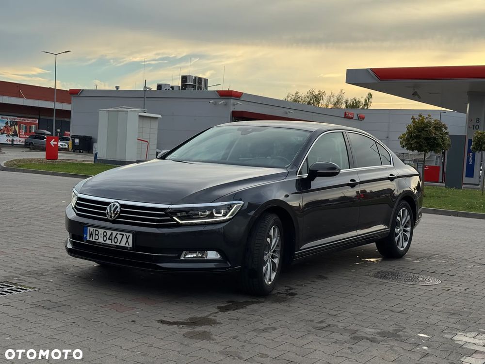Volkswagen Passat 1.8 TSI BMT Comfortline - 1
