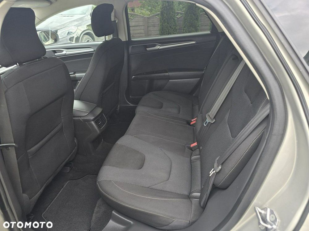 Ford Mondeo - 15