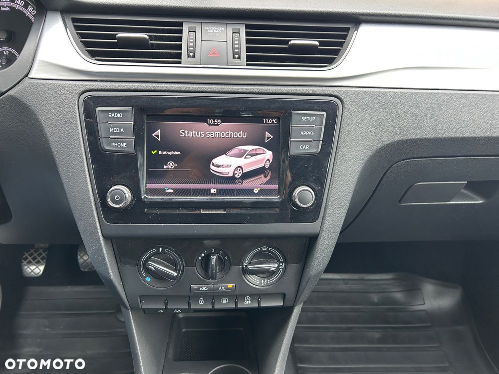 Skoda RAPID 1.0 TSI Ambition - 10