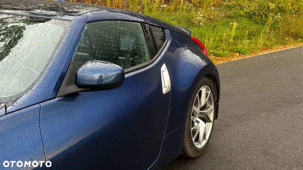 Nissan 370 Z - 6