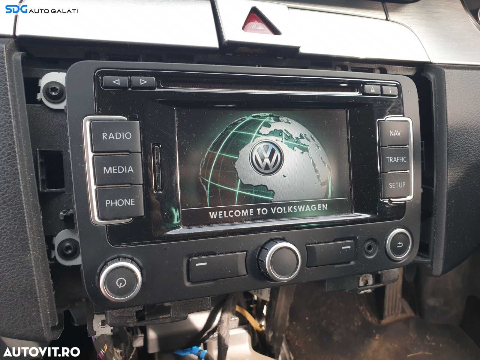 Navigatie Radio CD Player Volkswagen Golf 5 2004 - 2008 [C6530] - 1