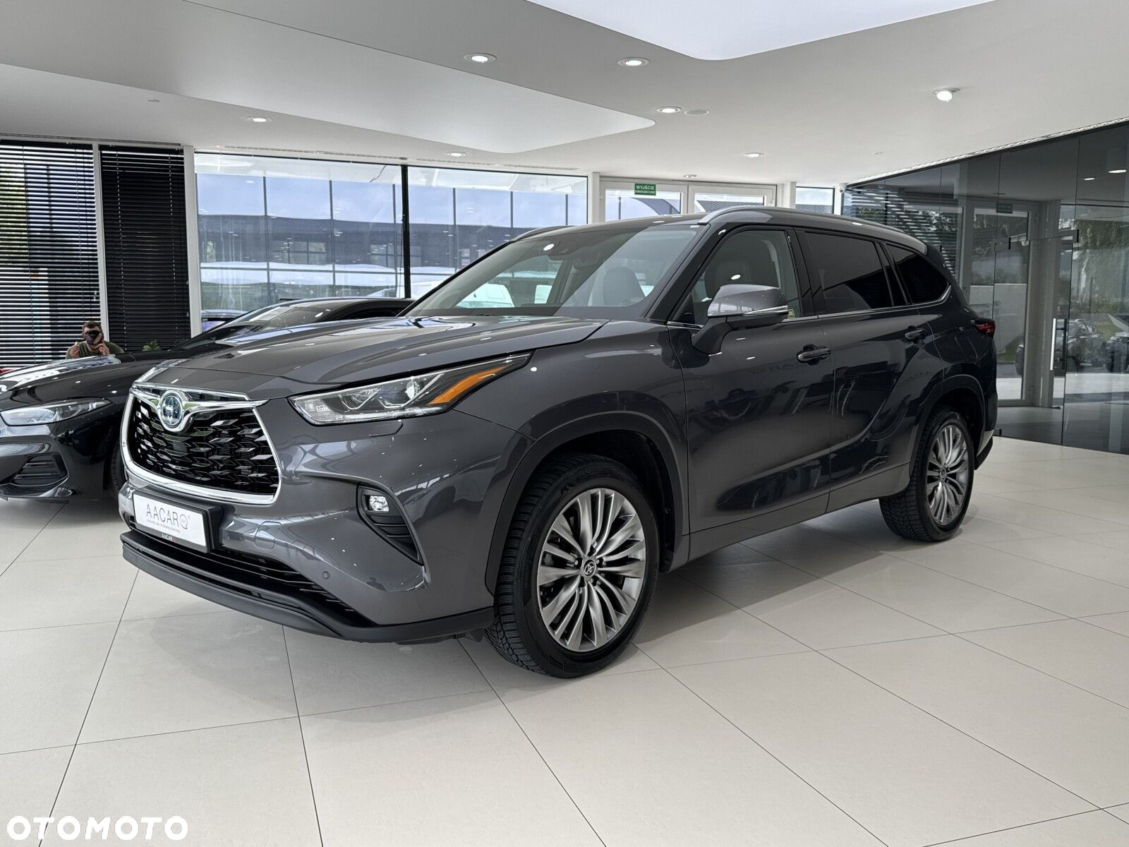 Toyota Highlander - 2