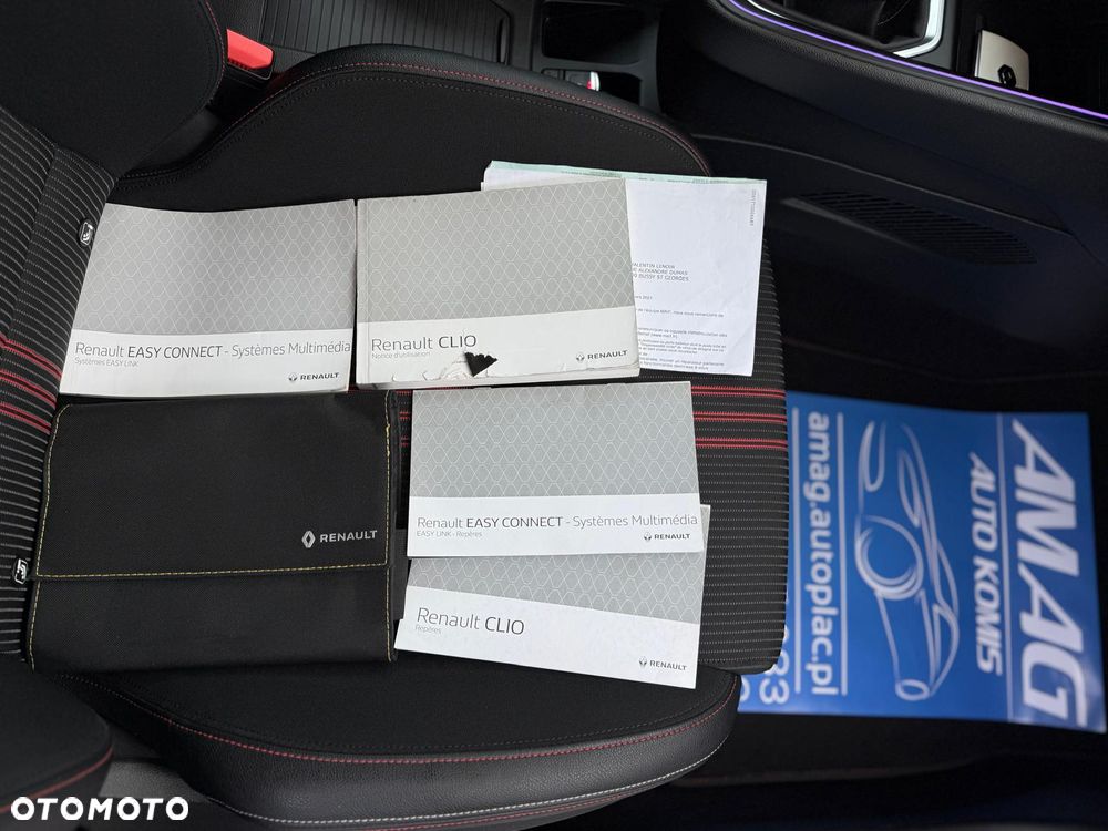 Renault Clio TCe 100 BUSINESS EDITION - 32