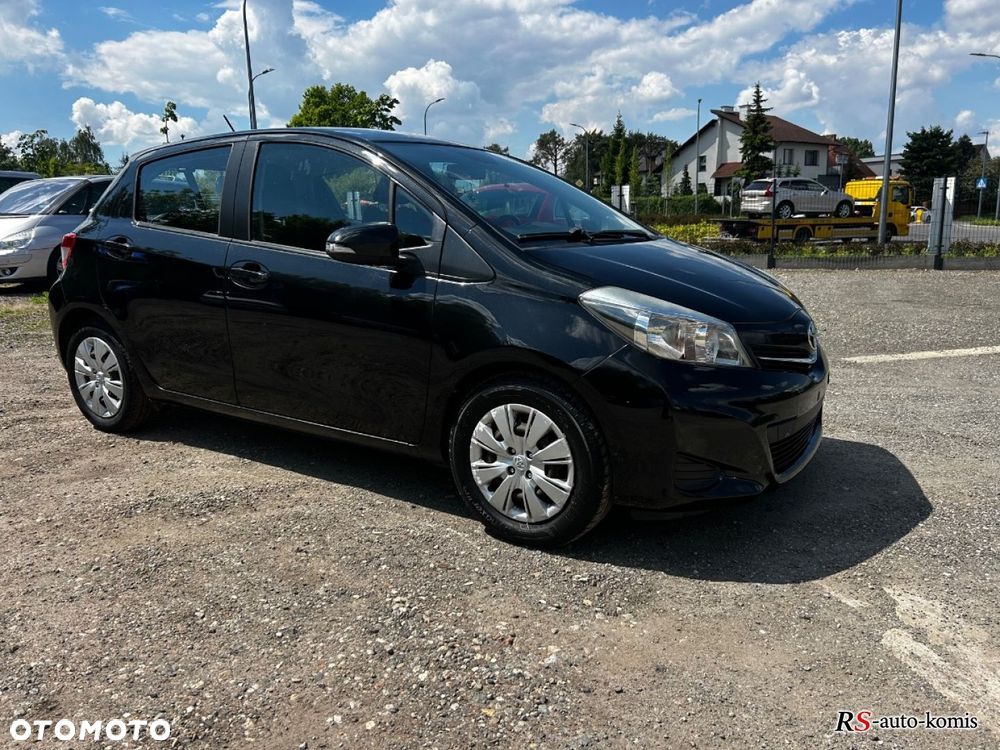 Toyota Yaris - 8