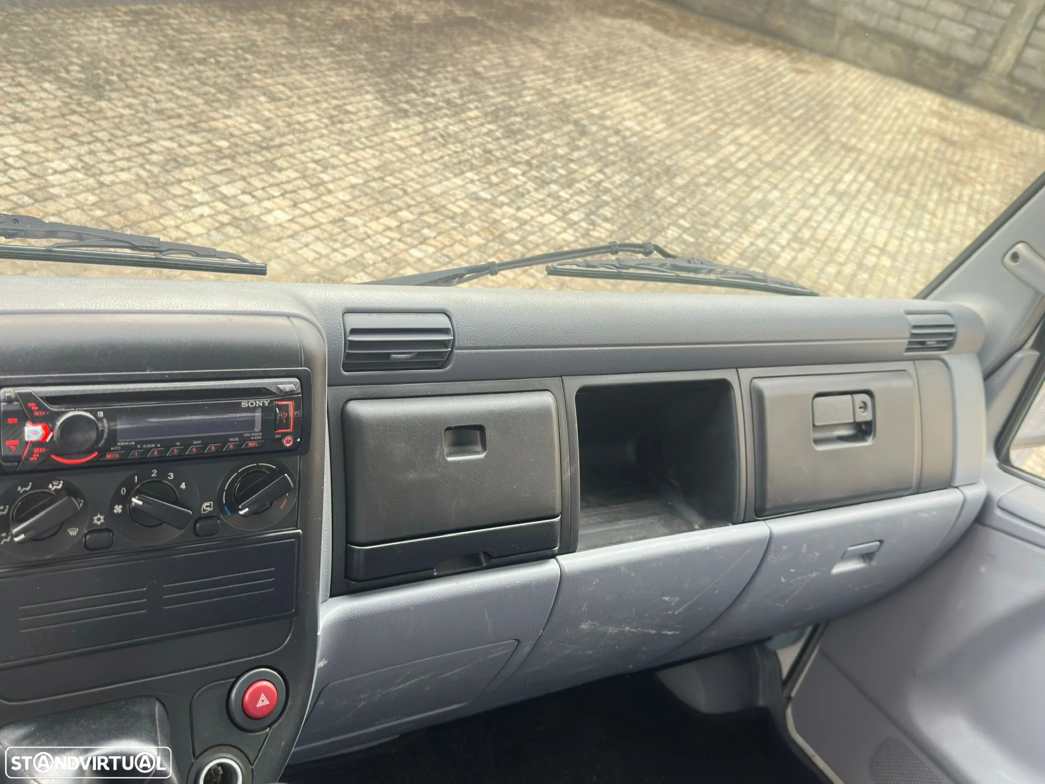 Mitsubishi canter - 13