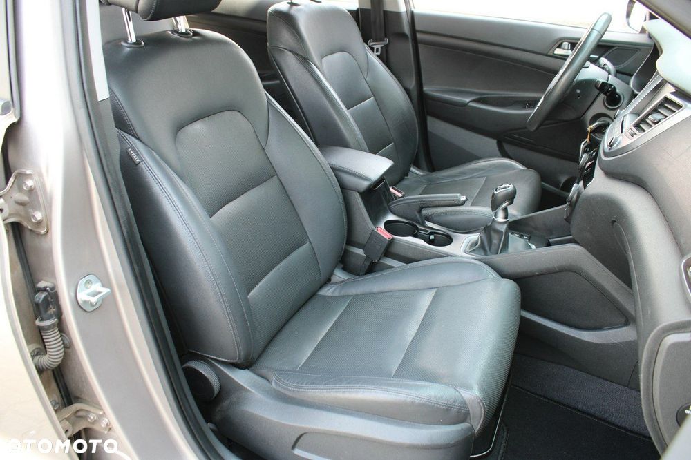 Hyundai Tucson 1.6 GDi 2WD Premium - 9