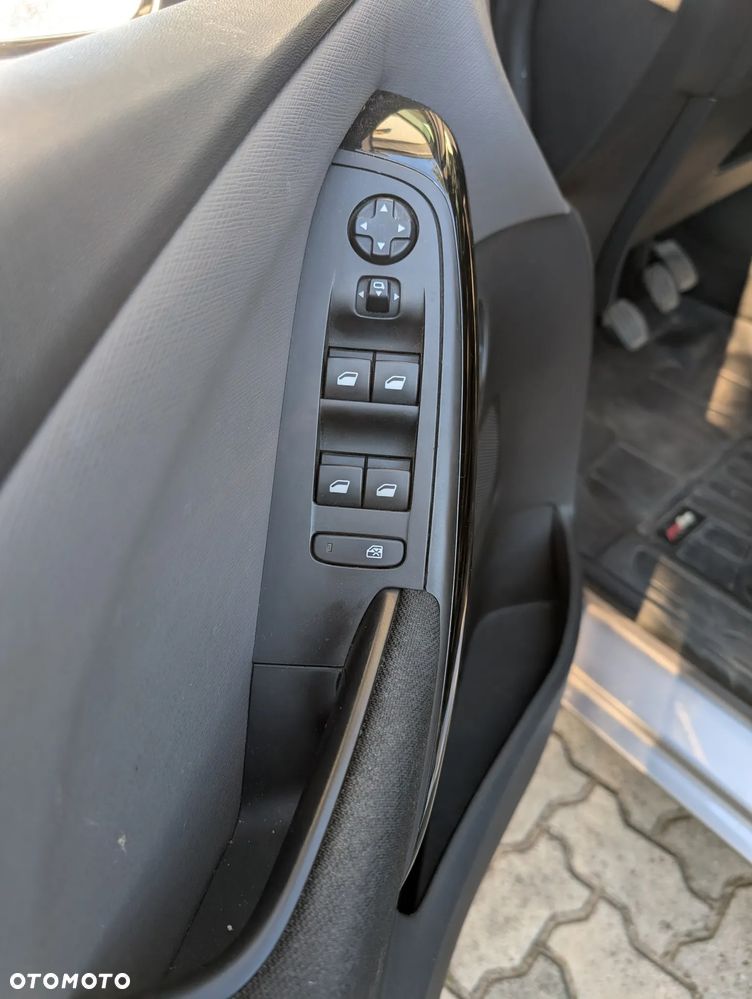 Citroën C4 Picasso - 17