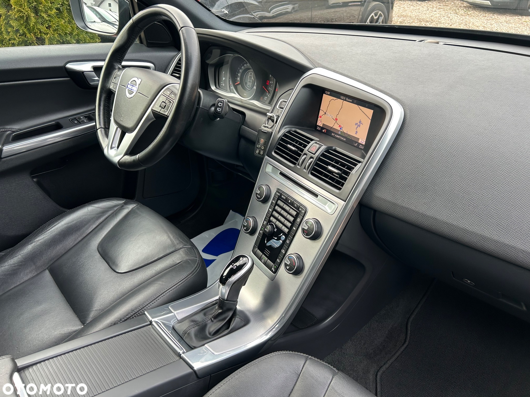 Volvo XC 60 D4 Geartronic Kinetic - 24