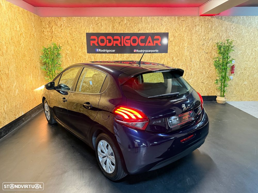 Peugeot 208 PureTech 82 Active - 4