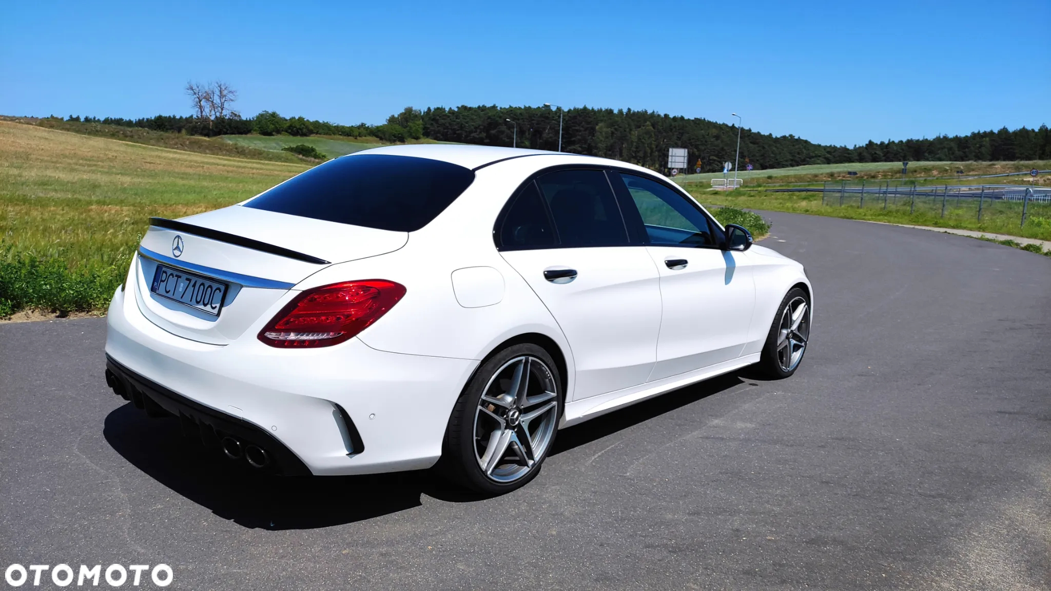 Mercedes-Benz Klasa C 300 9G-TRONIC AMG Line - 11