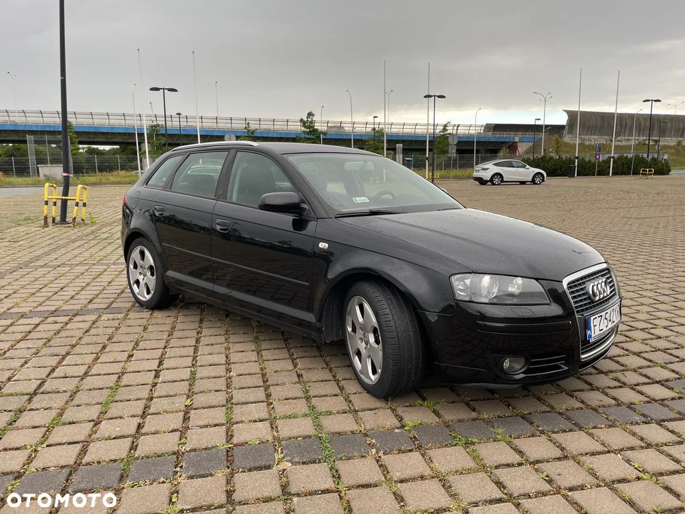 Audi A3 Sportback 2.0 TDI DPF Attraction - 2