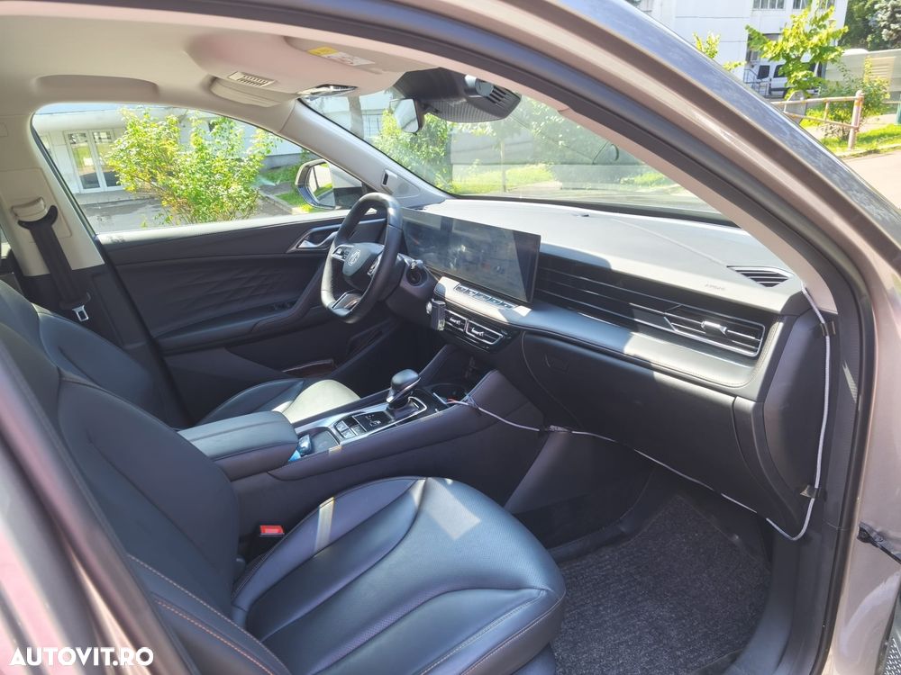 MG HS 1.5 T-GDi 7DCT Exclusive - 8