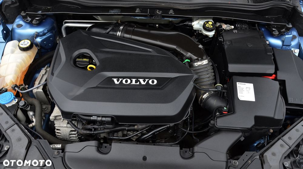 Volvo V40 T2 - 23