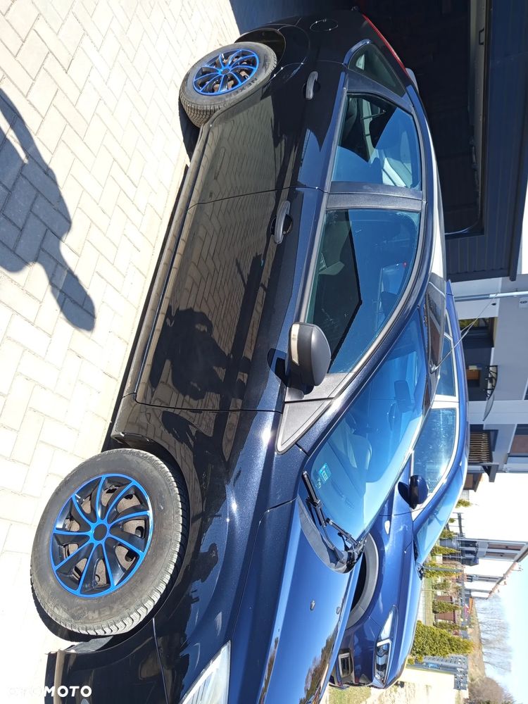 Ford Focus 1.4 Ambiente - 6