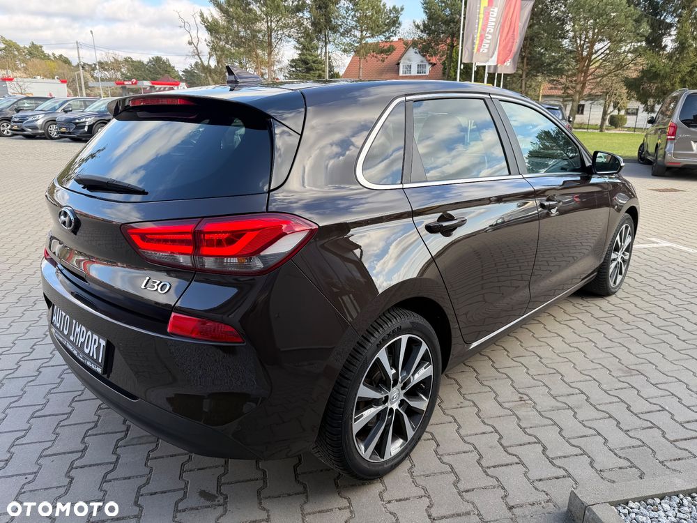 Hyundai i30 1.0 T-GDI Intro Edition - 10