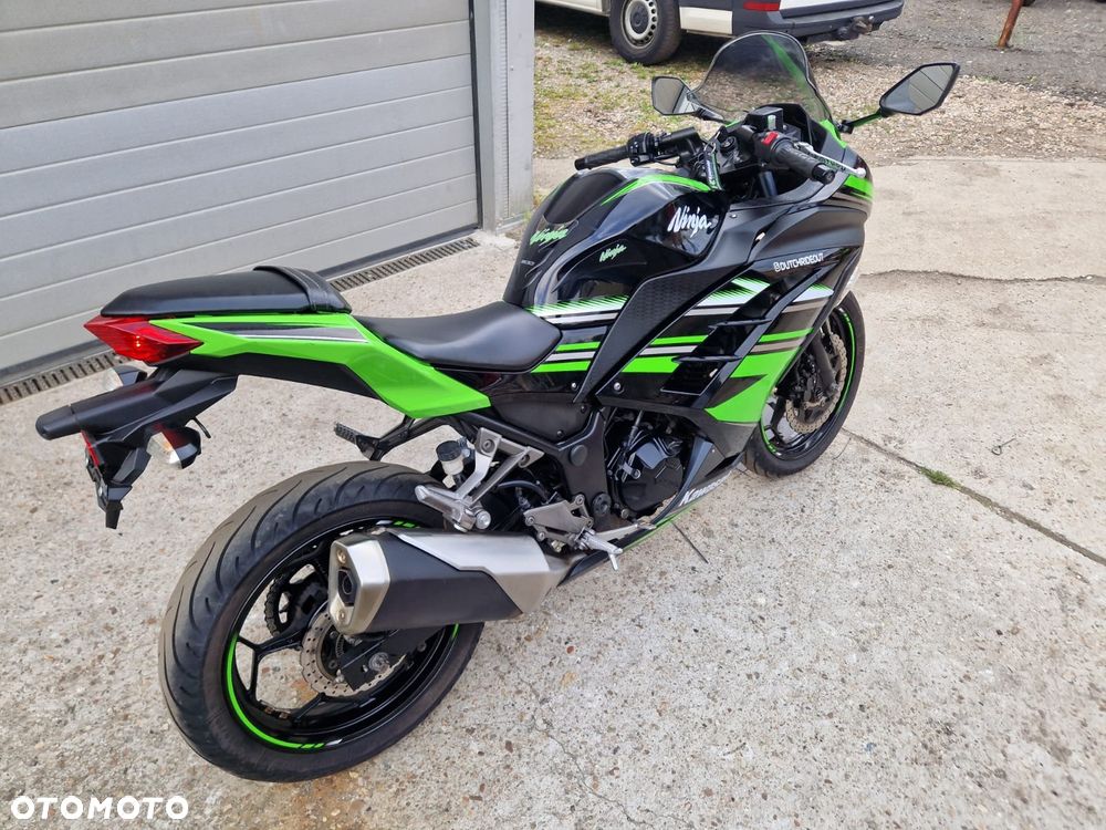 Kawasaki Ninja 300 ABS - 8