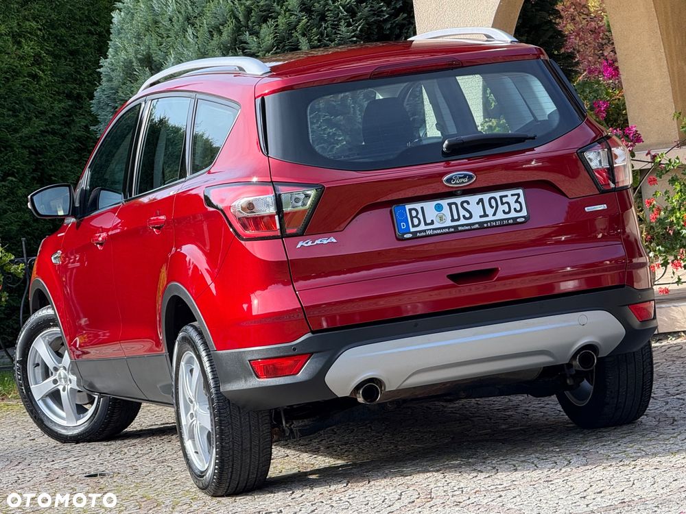 Ford Kuga 1.5 EcoBoost 2x4 Titanium - 6