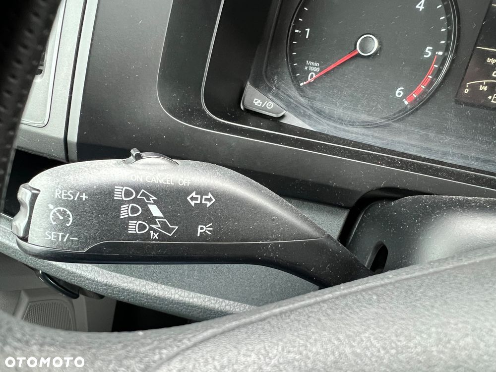 Volkswagen Transporter Brygadówka Doka - 9