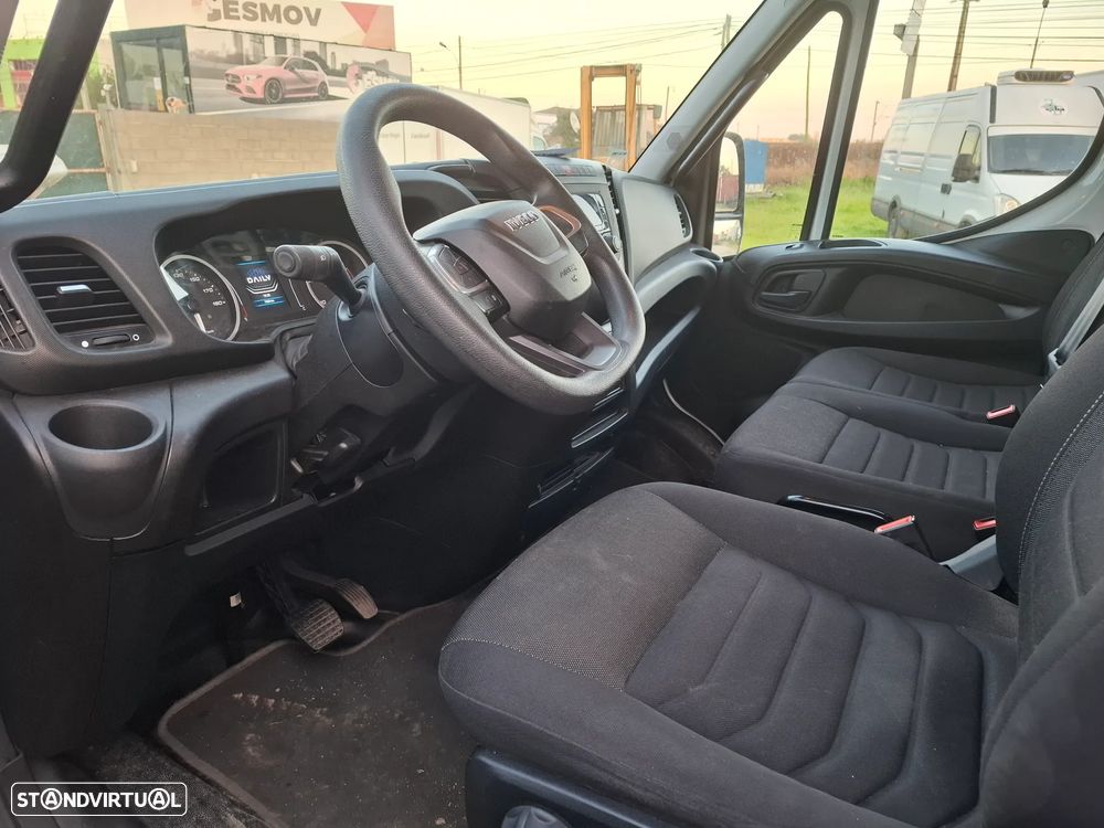 Iveco Iveco 35.18 cx fechada plat e elevatoria e cx aut - 2
