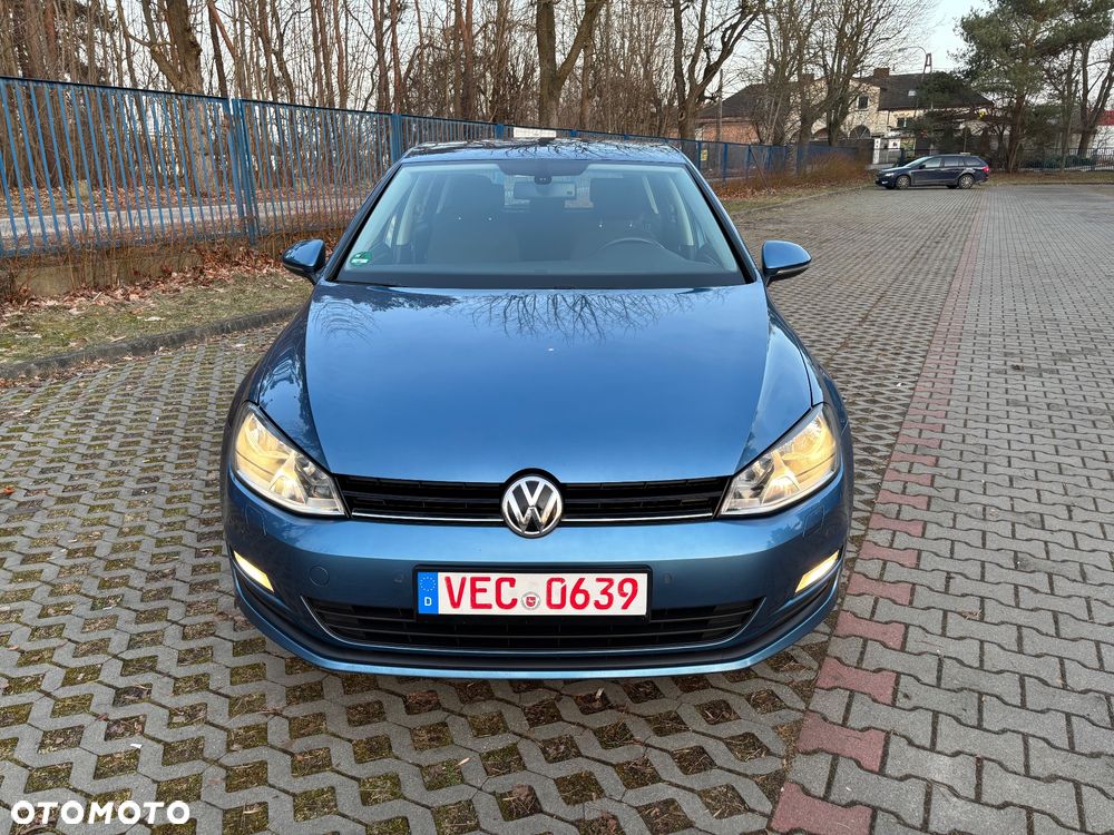 Volkswagen Golf 1.2 TSI BMT Trendline Perfectline - 11
