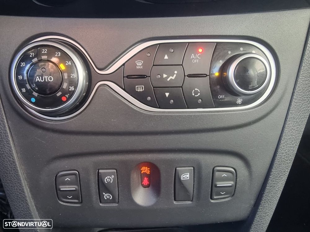 Dacia Sandero - 15