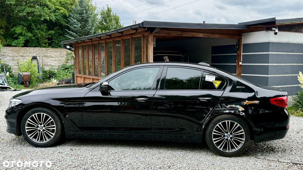 BMW Seria 5 530e iPerformance Luxury Line - 13