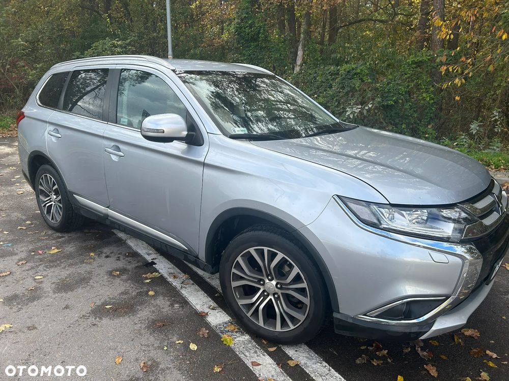 Mitsubishi Outlander 2.0 Intense + 4WD CVT - 13