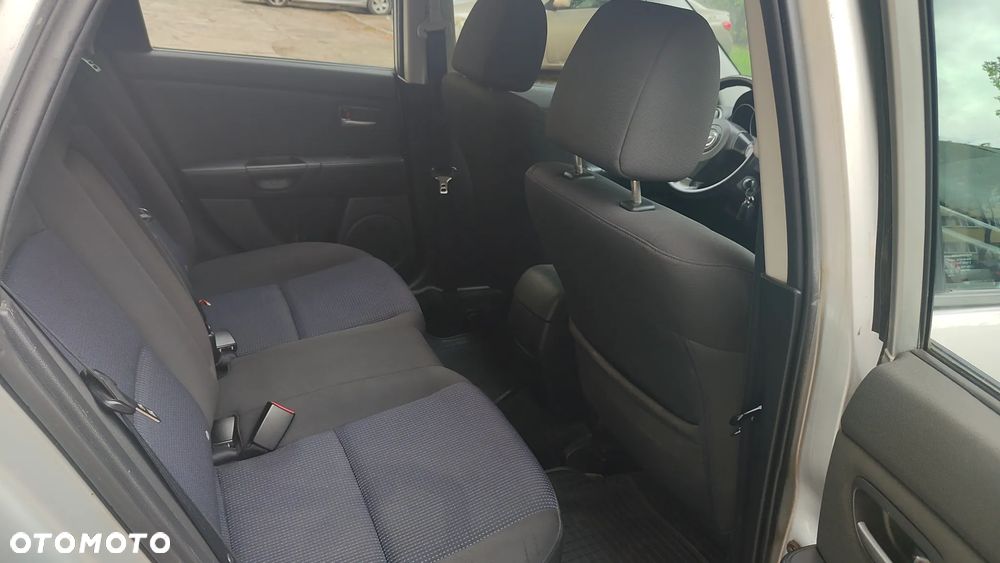 Mazda 3 1.6 16V Touring - 11