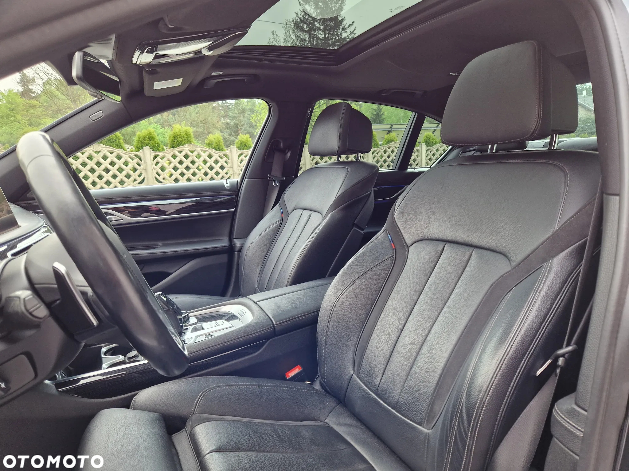 BMW Seria 7 - 16