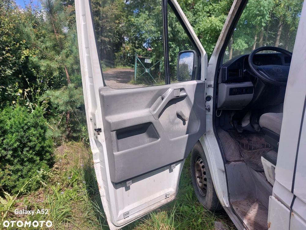 Zderzak VW LT 2,5D 00R. maska,lampy,drzwi,klapa..... - 8