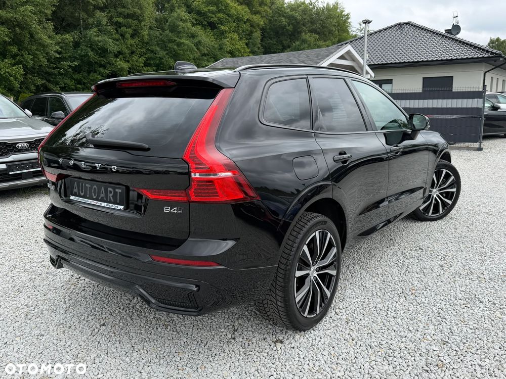 Volvo XC 60 B4 D AWD Ultimate Dark - 14