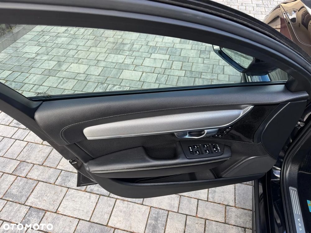 Volvo V90 B5 B Ultimate Dark - 11