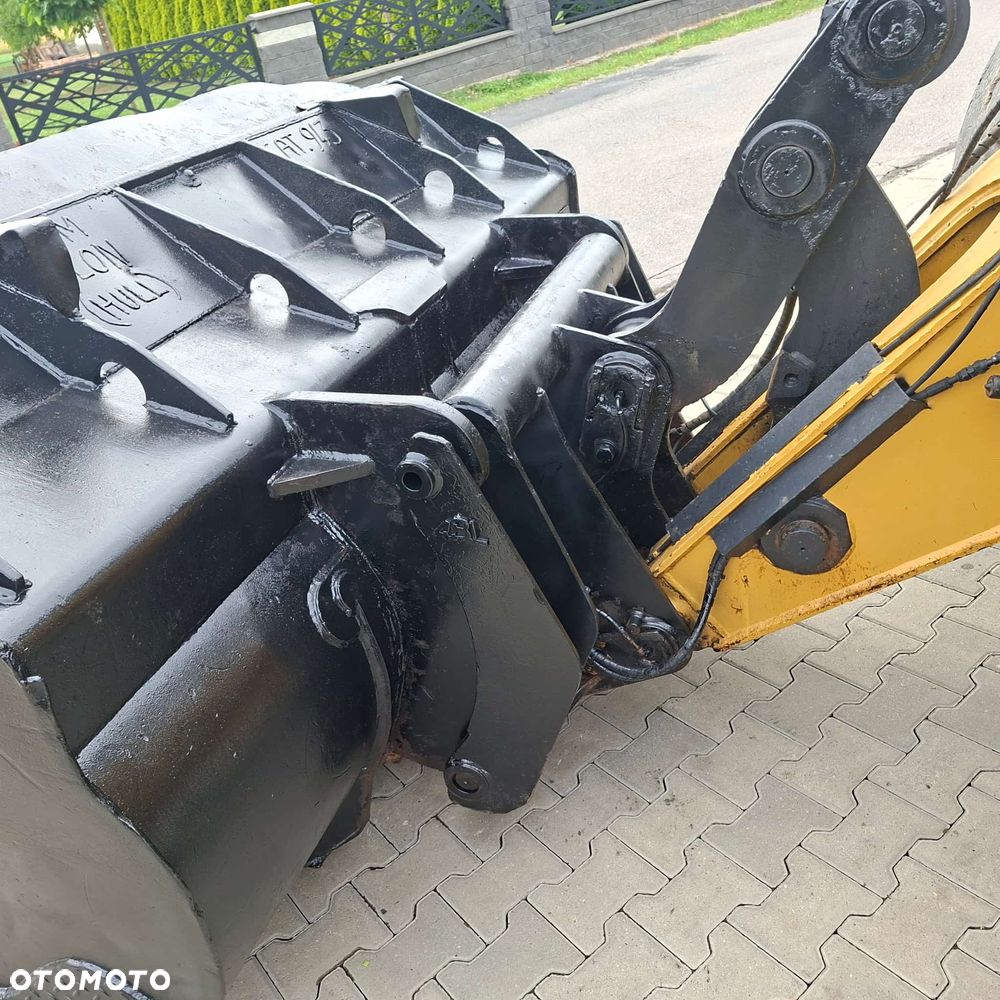 Ładowarka kołowa Caterpillar 930G Fadroma CAT - 11