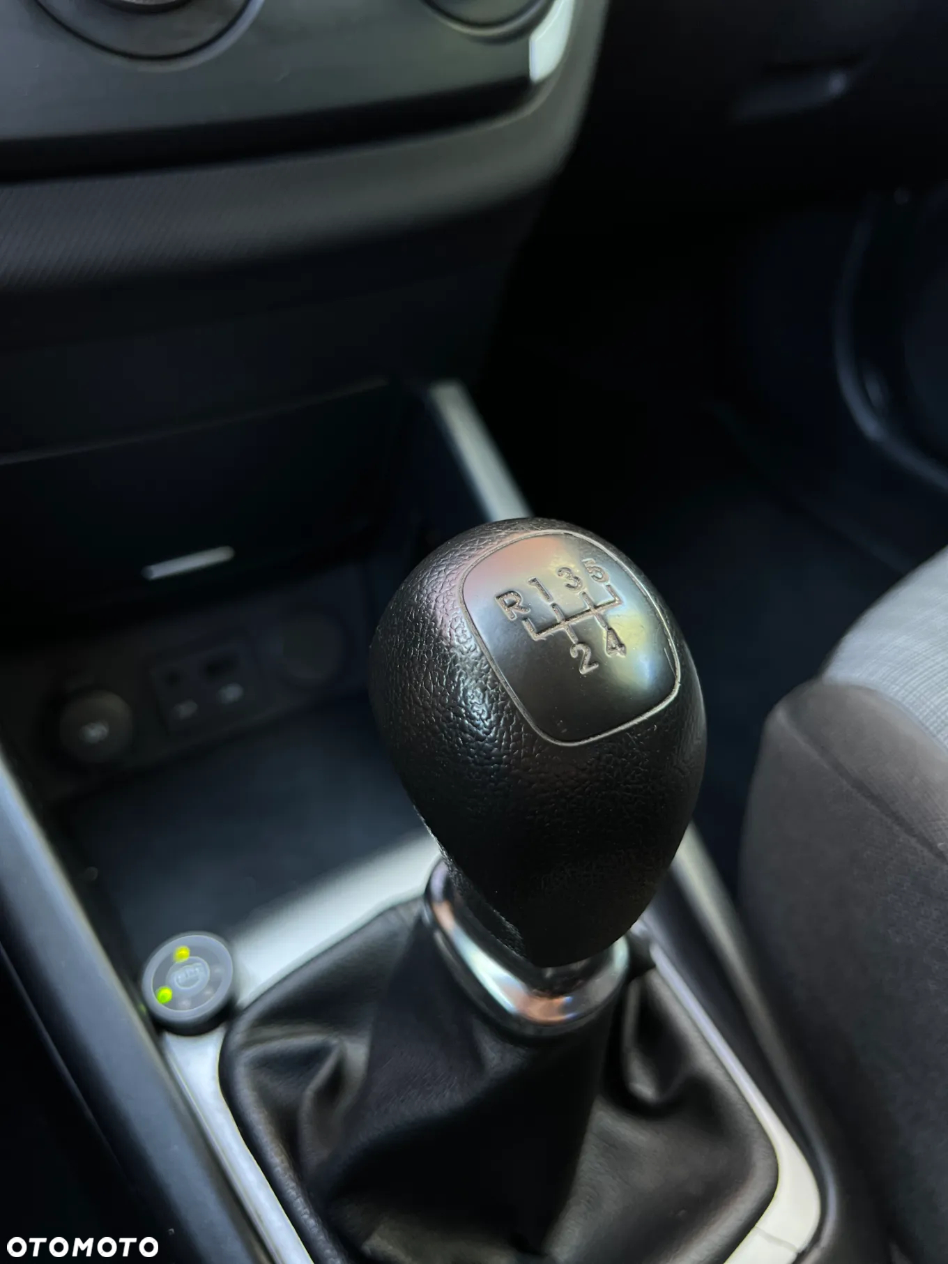 Kia Ceed - 21