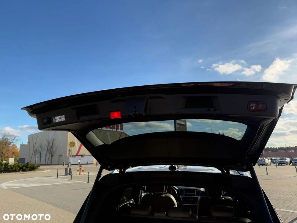 Mercedes-Benz ML - 20