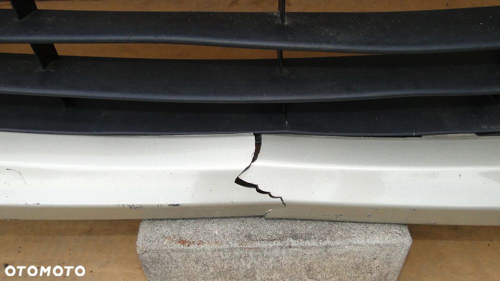 RENAULT CLIO III 3 ZDERZAK PRZÓD PRZEDNI 195 - 7