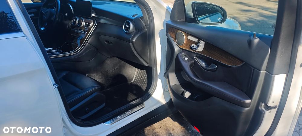 Mercedes-Benz GLC 300 4-Matic - 10