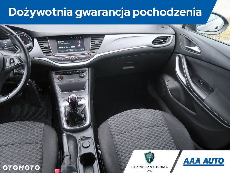Opel Astra - 9