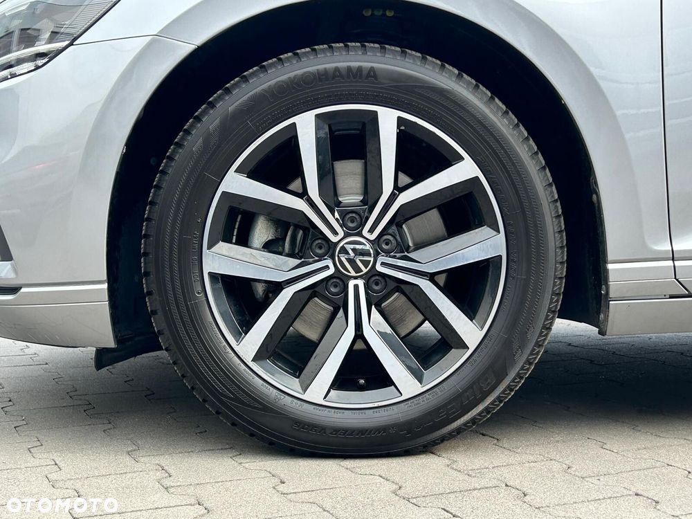 Volkswagen Passat 2.0 TSI Business DSG - 36