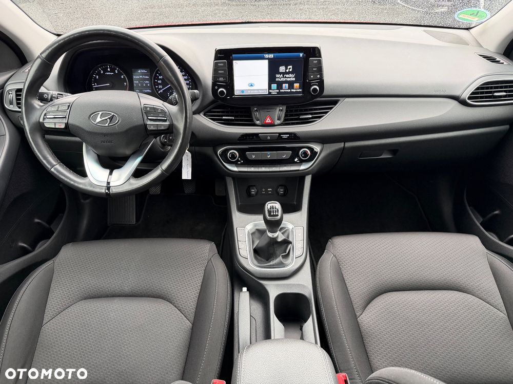 Hyundai i30 1.4 Trend - 11