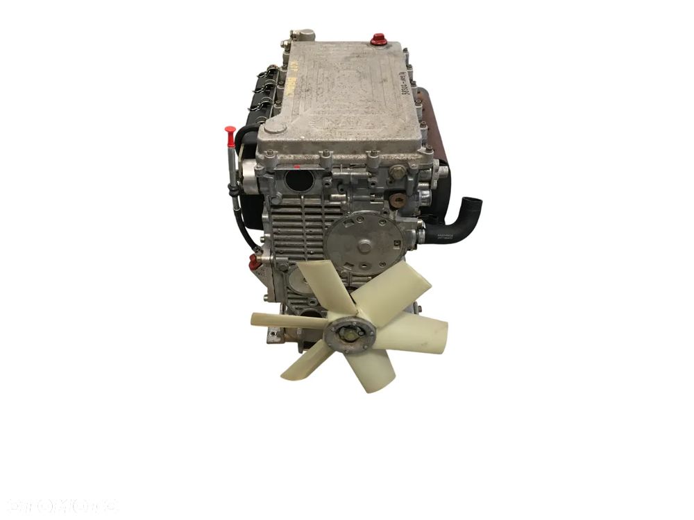 SILNIK HATZ 4W35 19,9 kW 8942netto - 1