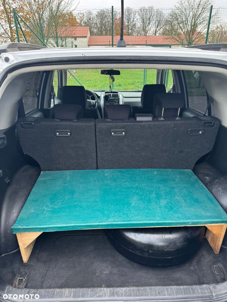 Suzuki Grand Vitara 2.0 - 20