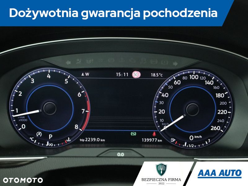Volkswagen Passat - 9