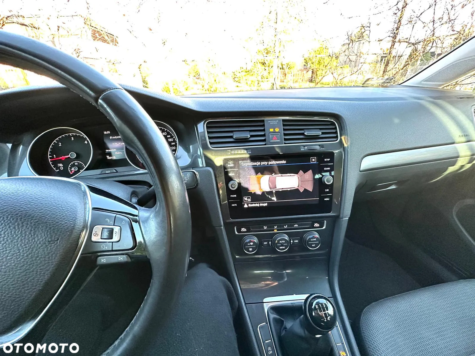 Volkswagen Golf VII 1.6 TDI BMT Comfortline - 25