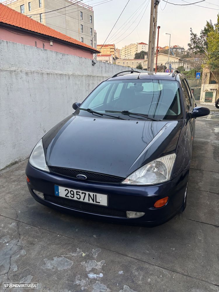 Ford Focus SW 1.8 TDdi Ghia - 1