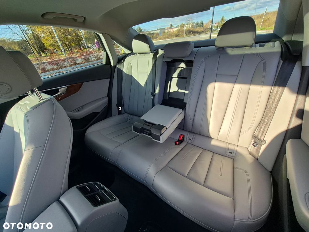 Audi A4 Limousine 40 TFSI quattro S tronic advanced - 5