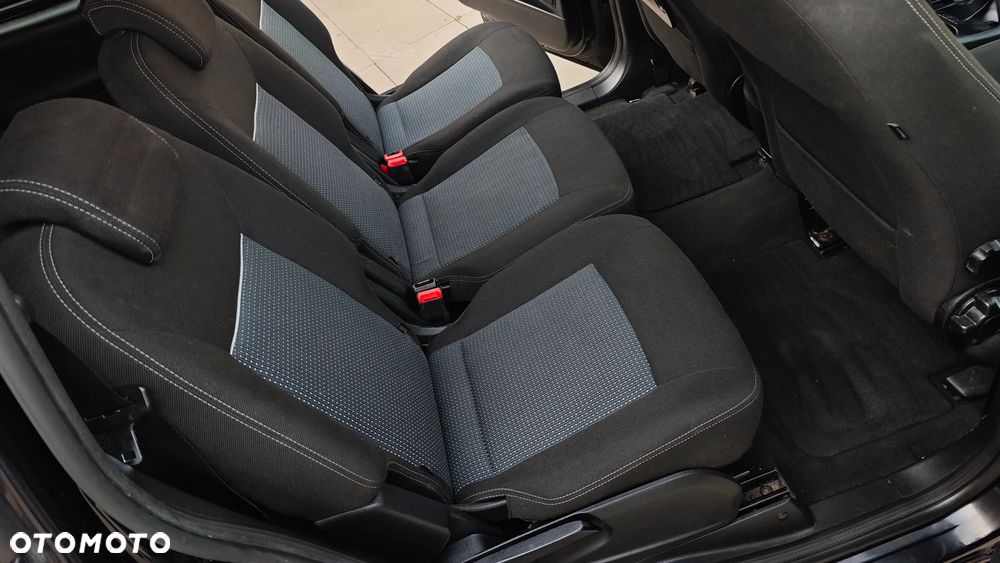 Ford Galaxy 2.0 TDCi Titanium - 12